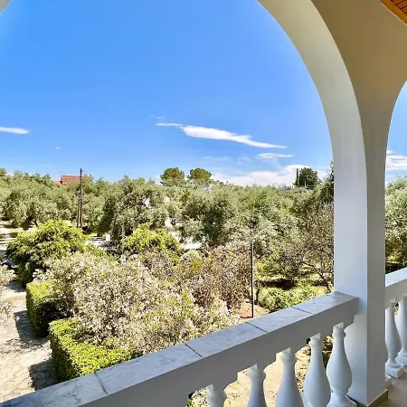 Astra Beach House Villa