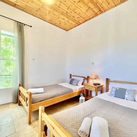 Astra Beach House Astrakeri