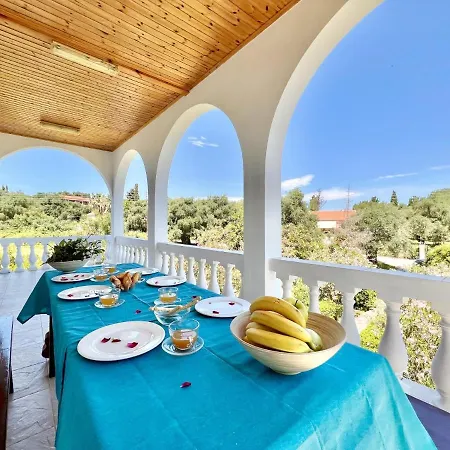 Astra Beach House *