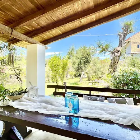 Villa Astra Beach House Astrakeri