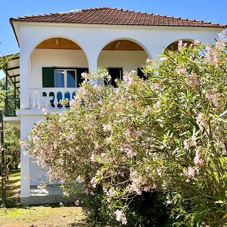 Astra Beach House Villa *