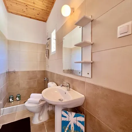 Villa Astra Beach House *